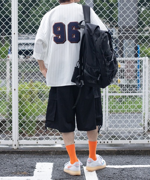 Perushu(ペルーシュ)の「ストライプベースボールシャツ(シャツ/ブラウス・メンズ・ネイビー/オフホワイト・MEDIUM/LARGE)」の9枚目の写真