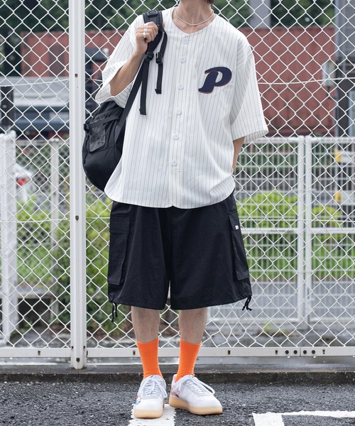 Perushu(ペルーシュ)の「ストライプベースボールシャツ(シャツ/ブラウス・メンズ・ネイビー/オフホワイト・MEDIUM/LARGE)」の4枚目の写真