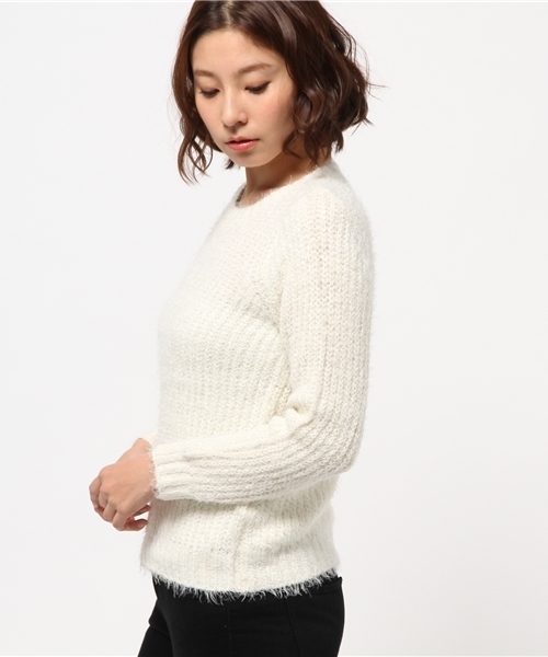 earth music&ecology（アースミュージックアンドエコロジー）の「シャギーニットプルオーバー（ニット/セーター・レディース・ライトピンク/サックスブルー/アイボリー/ライトグレー・SMALL/MEDIUM）」の6枚目の写真