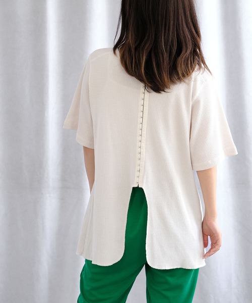 ＡＮＤＪ（アンドジェイ）の「2WAYセンターホックテールヘムサーマルトップス（Tシャツ/カットソー・レディース・チャコール/モカ/ピンク/ベージュ系その他・M）」の8枚目の写真