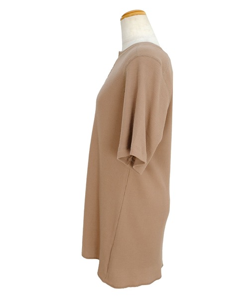 ＡＮＤＪ（アンドジェイ）の「2WAYセンターホックテールヘムサーマルトップス（Tシャツ/カットソー・レディース・チャコール/モカ/ピンク/ベージュ系その他・M）」の22枚目の写真