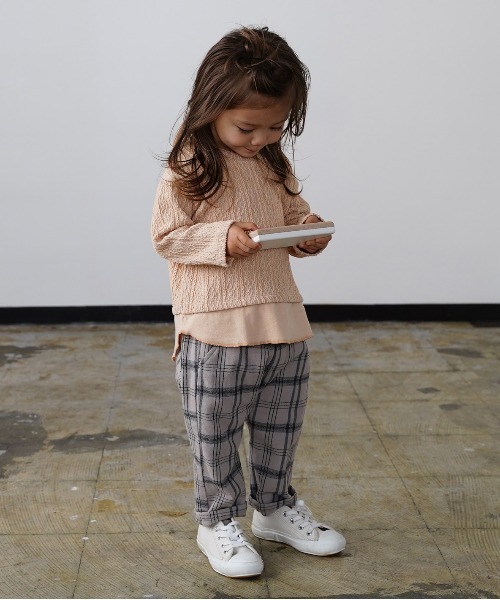 quoti use fith（クゥオティ　ユース　フィス）の「ネルチェックロングパンツ（その他パンツ・キッズ・ネイビー/アイボリー・130/90/100/110/80/120）」の7枚目の写真
