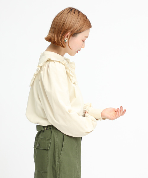 Dot&Stripes CHILD WOMAN(ドットアンドストライプス チャイルドウーマン)の「極細コールディアモイスト パフ袖ブラウス(シャツ/ブラウス・レディース・アイボリー/レッド/ネイビー・FREE)」の16枚目の写真