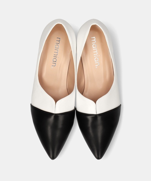 MAMIAN（マミアン）の「ポインテッドトゥ 切り替え ドレスシューズ（ドレスシューズ・レディース・シルバー/グレイッシュベージュ/ブラック系その他4/ブラック系その他5/ベージュ×ブラック/レオパード/ダークブラウン/ホワイト×ブラック/アイボリー/ベージュ系その他/シルバー系その他・22.5cm/23.5cm/24.5cm/23.0cm/24.0cm/25.0cm/22.0cm/21.5cm/25.5cm）」の22枚目の写真