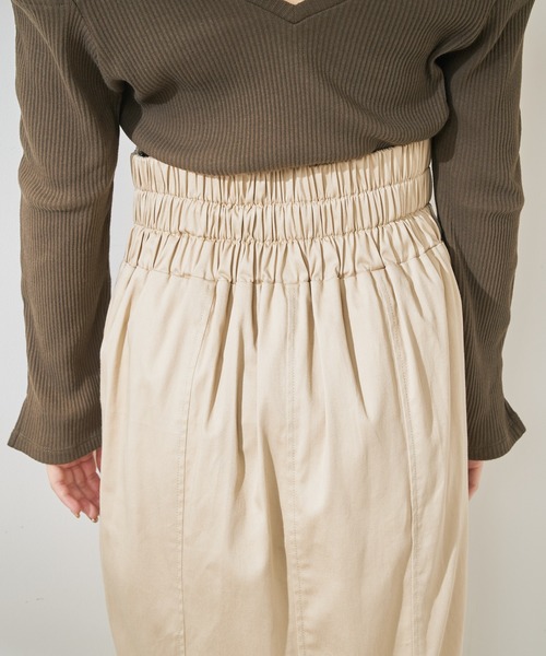 Chico（チコ）の「【Web限定サイズあり】マーメイドタイトスカート（スカート・レディース・ブラック/チャコールグレー/ブラウン/ライトベージュ・FREE/SMALL）」の10枚目の写真