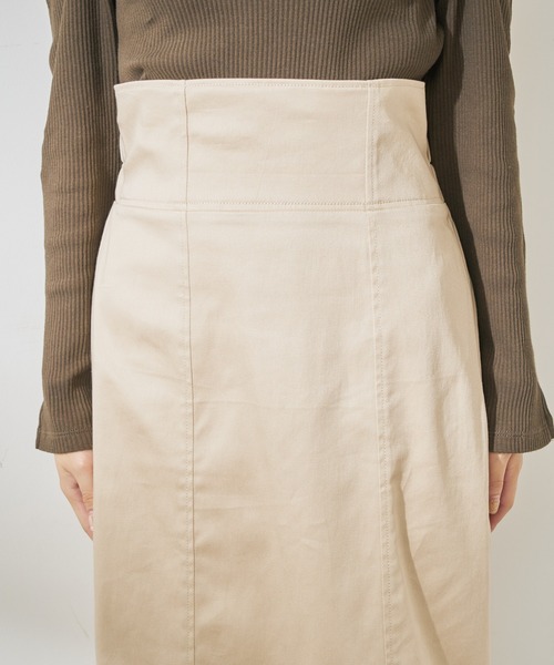 Chico（チコ）の「【Web限定サイズあり】マーメイドタイトスカート（スカート・レディース・ブラック/チャコールグレー/ブラウン/ライトベージュ・FREE/SMALL）」の7枚目の写真