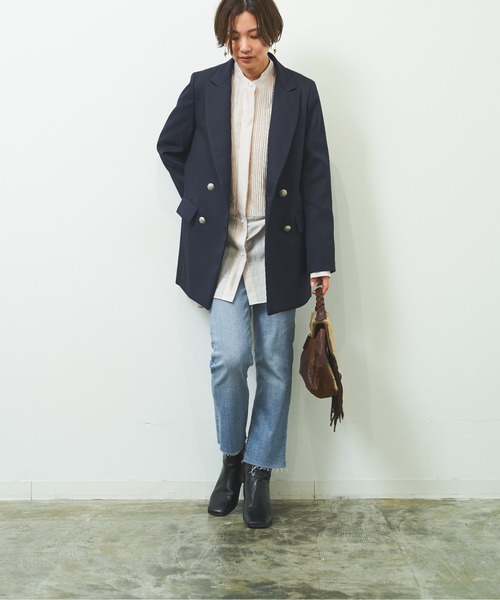 HERENCIA（ヘレンチア）の「ピークドラペル ダブル 4B ブレザー ジャケット（テーラードジャケット・レディース・ベージュ/ダークネイビー/セージグリーン・MEDIUM）」の9枚目の写真
