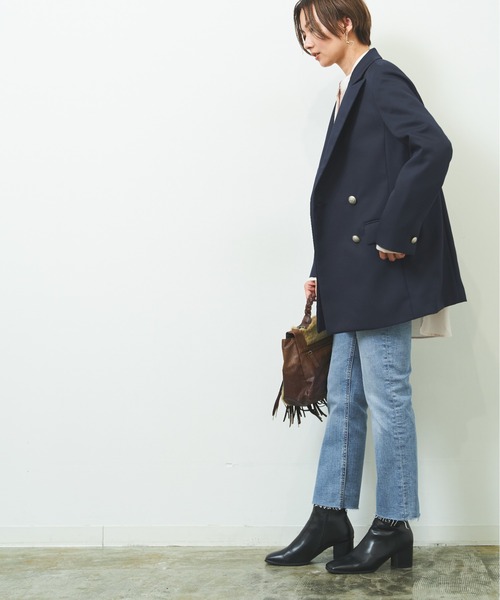 HERENCIA（ヘレンチア）の「ピークドラペル ダブル 4B ブレザー ジャケット（テーラードジャケット・レディース・ベージュ/ダークネイビー/セージグリーン・MEDIUM）」の13枚目の写真