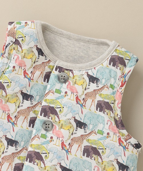 sense of wonder（センスオブワンダー）の「キューフォーザズーリバーシブルベスト 【日本製】（ベスト・キッズ・ライトグレー/キナリ・70-80cm）」の8枚目の写真