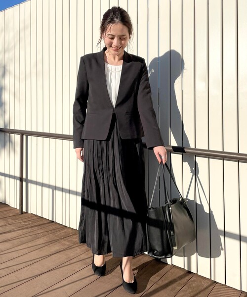 SHOO・LA・RUE（シューラルー）の「◆ヴィンテージサテンプリーツスカート（スカート・レディース・ベージュ系その他2/ブラック系1/ブルー系1・00）」の12枚目の写真