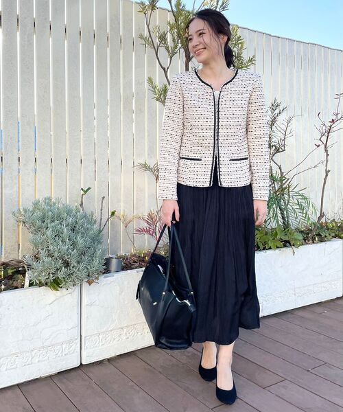 SHOO・LA・RUE（シューラルー）の「◆ヴィンテージサテンプリーツスカート（スカート・レディース・ベージュ系その他2/ブラック系1/ブルー系1・00）」の13枚目の写真