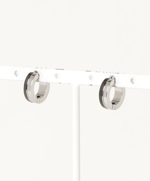 FUNALIVE（ファンアライブ）の「JON ステンレスイヤーカフ 両耳セット シンプル（イヤーカフ・メンズ・ブルー/ブラック/ゴールド系その他/ブラック系その他/ブルー系その他2/ゴールド/シルバー/ブルー系その他・FREE）」の10枚目の写真