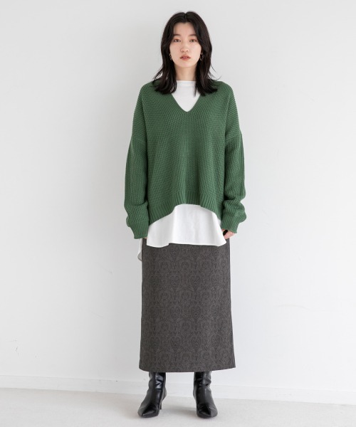 LOWRYS FARM（ローリーズファーム）の「スリットプルオーバーＬＳ　216148（ニット/セーター・レディース・グリーン/アイボリー/グレー/ブラック/オレンジ・FREE）」の11枚目の写真
