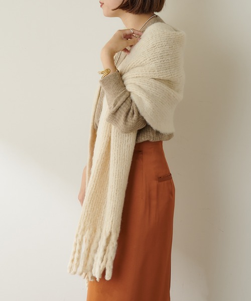 SHENERY（シーナリー）の「リサイクルラッセルボリュームフリンジストール（ストール/ショール・レディース・グレー/アイボリー・FREE）」の10枚目の写真
