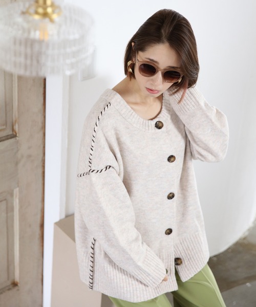 White Collection(ホワイトコレクション)の「ZOZOTOWN限定アイテム! 2021AW 5GG もちもち配色ハンドステッチ入り2WAYニットカーディガン(ニット/セーター・レディース・アイボリー/ブラック/ライトベージュ・FREE)」の22枚目の写真