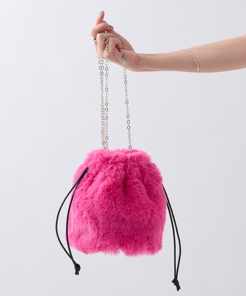 COLONY 2139（コロニートゥーワンスリーナイン）の「エコファー巾着バッグ/ショルダーバッグ（ショルダーバッグ・レディース・ピンク/オレンジ/ブルー/アイボリー/モカ・FREE）」の5枚目の写真