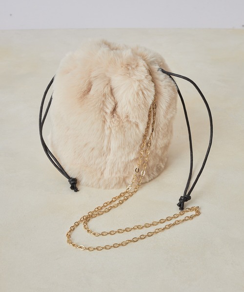 COLONY 2139（コロニートゥーワンスリーナイン）の「エコファー巾着バッグ/ショルダーバッグ（ショルダーバッグ・レディース・ピンク/オレンジ/ブルー/アイボリー/モカ・FREE）」の20枚目の写真