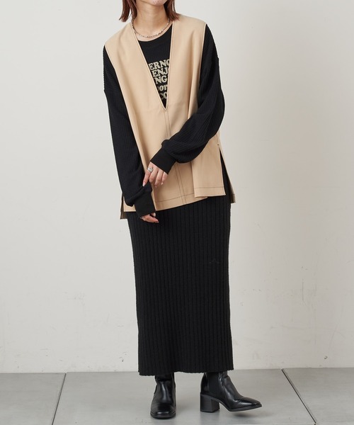 CIAOPANIC TYPY(チャオパニックティピー)の「スウェード配色ステッチVネックベスト(ベスト・レディース・カーキ/キャメル/アイボリー・ONE SIZE)」の11枚目の写真