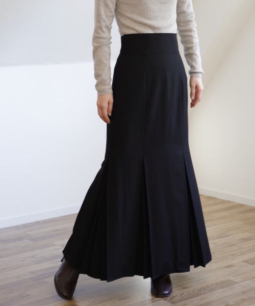 UNFIELD（アンフィールド）の「【UNFIELD マーメイドプリーツスカート】（スカート・レディース・ブラック/アイボリー・FREE）」の2枚目の写真