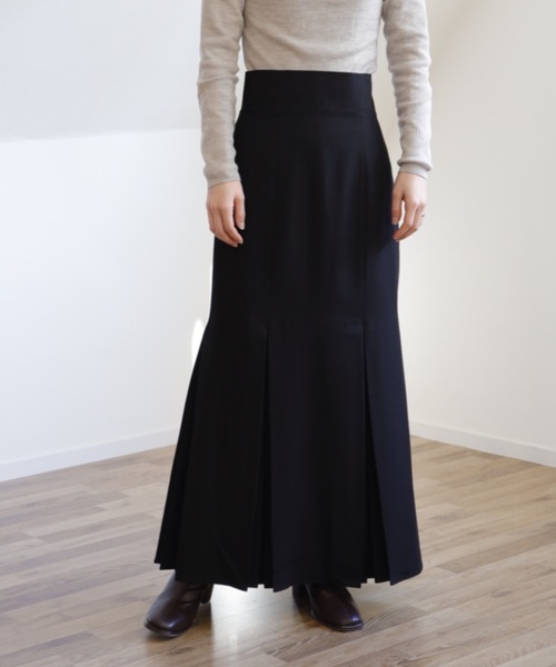 UNFIELD（アンフィールド）の「【UNFIELD マーメイドプリーツスカート】（スカート・レディース・ブラック/アイボリー・FREE）」の4枚目の写真