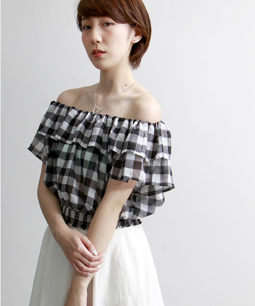 WEGO（ウィゴー）の「WEGO/フリルオフショルブラウス（シャツ/ブラウス・レディース・ホワイト/ブラック/ブルー系その他/ライトイエロー/その他1・FREE）」の3枚目の写真