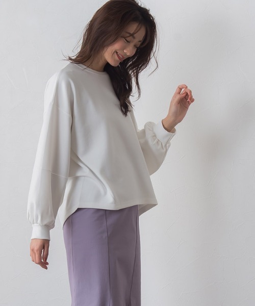 Pierrot(ピエロ)の「【ZOZOTOWN限定カラー】ダンボールボリュームプルオーバー(スウェット・レディース・オフホワイト/ブラック/イエロー/ピンク/グレイッシュベージュ/ラベンダー・M/L)」の11枚目の写真