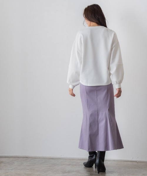 Pierrot(ピエロ)の「【ZOZOTOWN限定カラー】ダンボールボリュームプルオーバー(スウェット・レディース・オフホワイト/ブラック/イエロー/ピンク/グレイッシュベージュ/ラベンダー・M/L)」の12枚目の写真