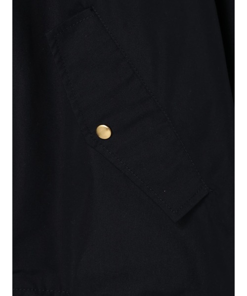 earth music&ecology（アースミュージックアンドエコロジー）の「撥水＋防花粉機能付きマウンテンパーカー＊（マウンテンパーカー・レディース・ネイビー/グレイッシュベージュ・FREE）」の10枚目の写真