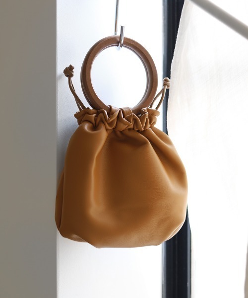 Bab（バブ）の「ウッドハンドルミニバッグ（ハンドバッグ・レディース・ライトブルー/ブラック/オフホワイト/キャメル・ONESIZE）」の16枚目の写真