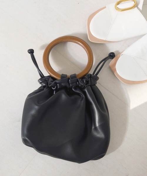 Bab（バブ）の「ウッドハンドルミニバッグ（ハンドバッグ・レディース・ライトブルー/ブラック/オフホワイト/キャメル・ONESIZE）」の13枚目の写真