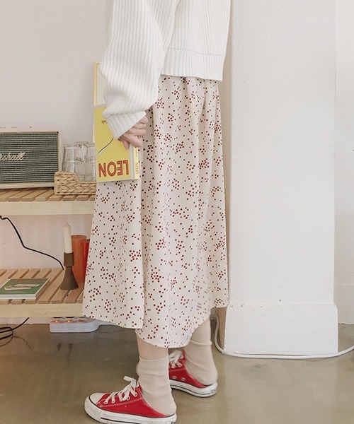 Opinion korean town（オピニオン コリアン タウン）の「YUGA フローラルワンピース（ワンピース・レディース・ブラック/ホワイト・XL/L/M/S）」の3枚目の写真