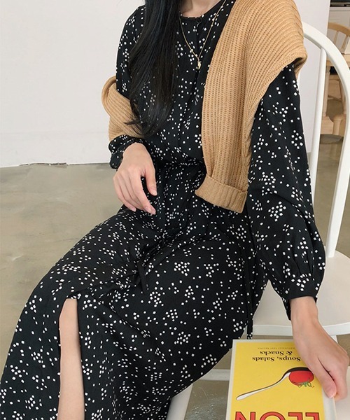 Opinion korean town（オピニオン コリアン タウン）の「YUGA フローラルワンピース（ワンピース・レディース・ブラック/ホワイト・XL/L/M/S）」の13枚目の写真