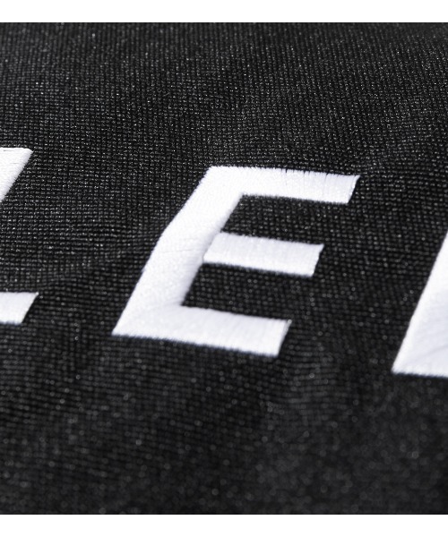 APPLEBUM(アップルバム)の「Logo Big Square Bag(メッセンジャーバッグ・メンズ・ブラック・FREE)」の5枚目の写真