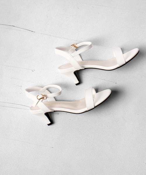 LibertyDoll（リバティードール）の「LibertyDoll セパレートストラップサンダル（サンダル・レディース・ホワイト/ベージュ/ネイビー/ブラウン/グレー/パイソン/ゴールド/ブルー/シルバー/レッド/ブラック/ブルー系その他/ブラック系その他・L/LL/3L/S/SS/M）」の2枚目の写真