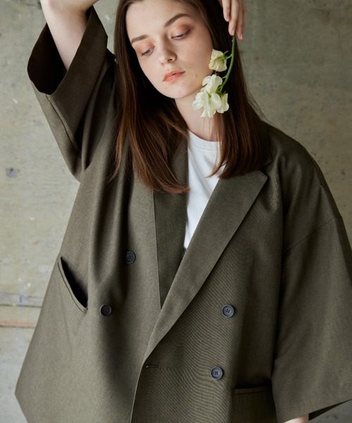 flaner(フラネ)の「Loose linen like double jacket/ルーズリネンライクダブルジャケット(その他トップス・レディース・カーキ/ナチュラル・MEDIUM/LARGE)」の19枚目の写真