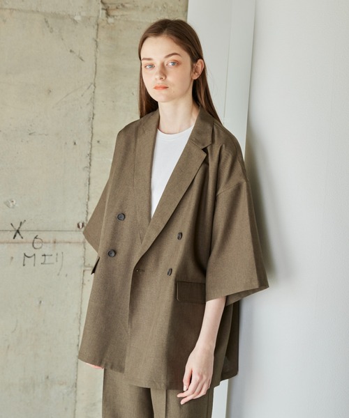 flaner(フラネ)の「Loose linen like double jacket/ルーズリネンライクダブルジャケット(その他トップス・レディース・カーキ/ナチュラル・MEDIUM/LARGE)」の15枚目の写真