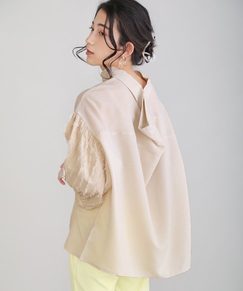 Bou Jeloud（ブージュルード）の「【WEB限定】袖シャギー変形ブラウス（シャツ/ブラウス・レディース・ブルー/アイボリー/ミント/ブラック・38）」の2枚目の写真