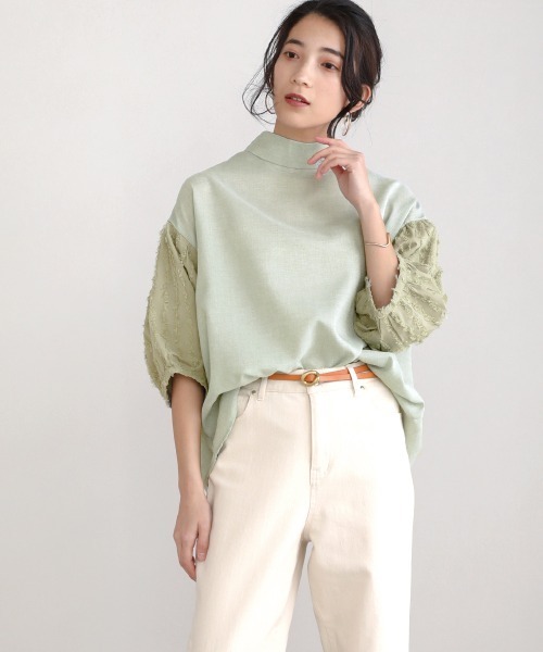 Bou Jeloud（ブージュルード）の「【WEB限定】袖シャギー変形ブラウス（シャツ/ブラウス・レディース・ブルー/アイボリー/ミント/ブラック・38）」の17枚目の写真