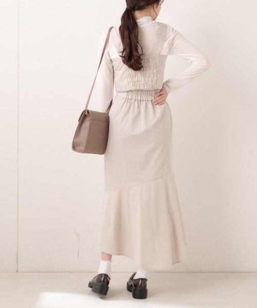 OLIVE des OLIVE（オリーブデオリーブ）の「マーメイドセットアップジャンスカ（ワンピース・レディース・ブラック/アイボリー/ワンウォッシュ・FREE）」の6枚目の写真