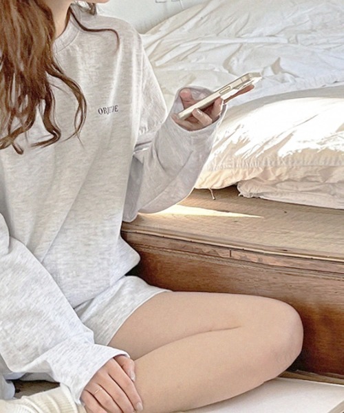 Dalfwin（ダールフィン）の「韓国ファッションFAVORITEプリントロングTシャツ（Tシャツ/カットソー・レディース・グレー系その他/チャコールグレー/ホワイト・FREE）」の17枚目の写真