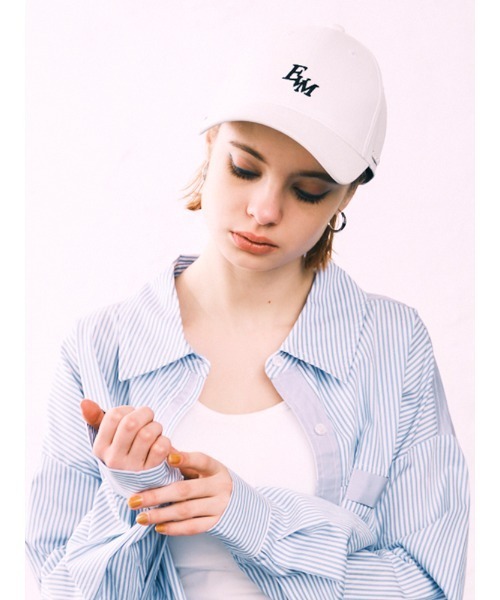 ENVYM(アンビー)の「EVM CAP(キャップ・レディース・グリーン/ベージュ/ブラック/ホワイト・FREE)」の1枚目の写真