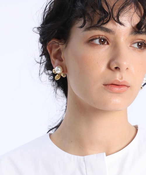 ADER(アデル)の「JOY pearl pierce(イヤリング・レディース・ゴールド・フリー)」の4枚目の写真