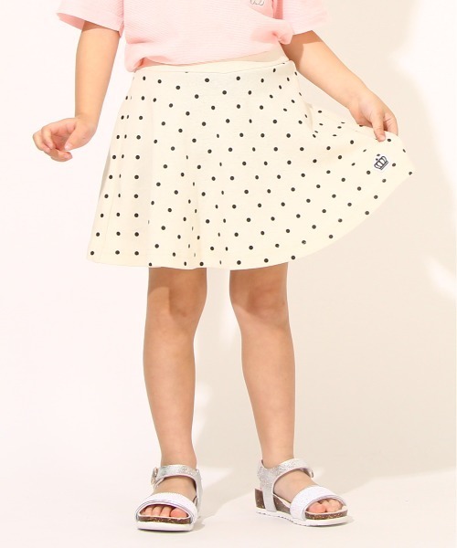 BABYDOLL（ベビードール）の「通販限定 全16色 スカート付きウルトラストレッチパンツ 1分丈スカッツ 6329K 女の子（その他パンツ・キッズ・コーラルピンク/チェリーピンク/パープル/ライトグリーン/ブラック/ストーン/ベージュ/ベビーピンク/ブラック×ホワイト/グリーン/ブルー系その他2/ホワイト/ライトイエロー/ブルー/バイオレット/ホワイト×ピンク・150cm/90cm/80ｃｍ/110cm/100cm/120cm/130cm/140cm）」の3枚目の写真