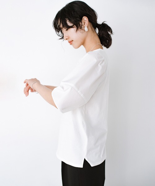 haco!(ハコ)の「Tシャツ以上ブラウス未満の気軽さが自慢の異素材ふんわり袖がかわいいカットソートップス by que made me(Tシャツ/カットソー・レディース・ホワイト/ネイビー・SMALL/MEDIUM/LARGE/X-LARGE)」の8枚目の写真