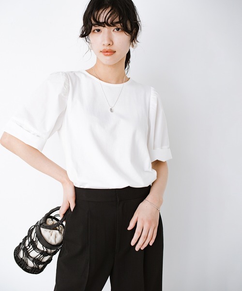 haco!(ハコ)の「Tシャツ以上ブラウス未満の気軽さが自慢の異素材ふんわり袖がかわいいカットソートップス by que made me(Tシャツ/カットソー・レディース・ホワイト/ネイビー・SMALL/MEDIUM/LARGE/X-LARGE)」の12枚目の写真