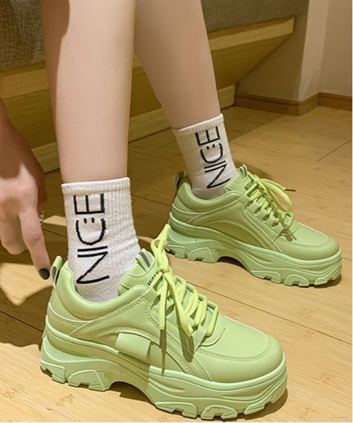 AMELY(エミリー)の「ダッドスニーカー(スニーカー・レディース・ホワイト/ブラック/グリーン/ベビーピンク/イエロー/オフホワイト・38/39/36/37)」の4枚目の写真