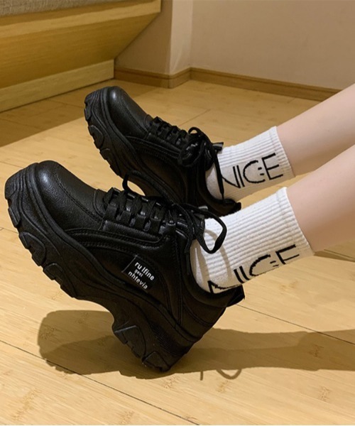 AMELY(エミリー)の「ダッドスニーカー(スニーカー・レディース・ホワイト/ブラック/グリーン/ベビーピンク/イエロー/オフホワイト・38/39/36/37)」の1枚目の写真