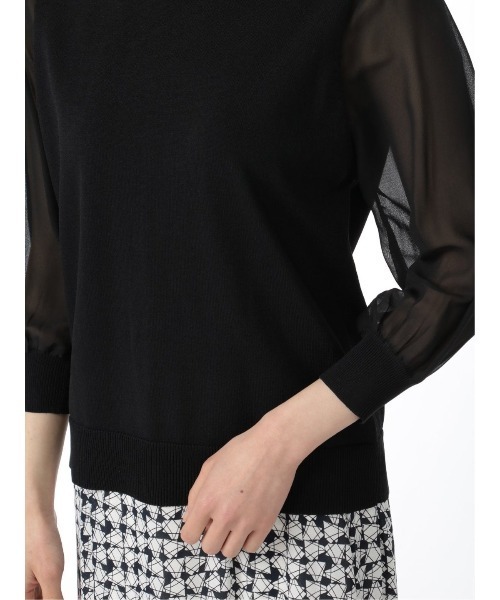 m.f.editorial（エムエフエディトリアル）の「【袖シフォン 異素材切替 ウォッシャブル】m.f.エディトリアル レディース クルー 長袖ニットプルオーバー（ニット/セーター・レディース・ベージュ/ブラック/ホワイト・MEDIUM/LARGE）」の11枚目の写真