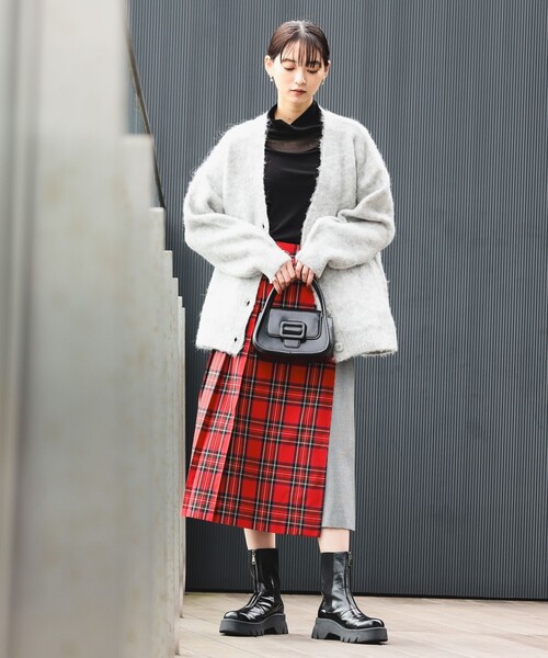 Ray BEAMS（レイビームス）の「ベルテッド バッグ（ショルダーバッグ・レディース・ブラック/オレンジ/ホワイト・ONE SIZE）」の16枚目の写真