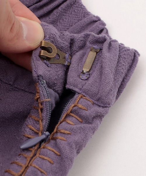 チチカカ（チチカカ）の「ギャザーストライプスカート（スカート・レディース・ベージュ/カーキ/パープル・FREE）」の20枚目の写真